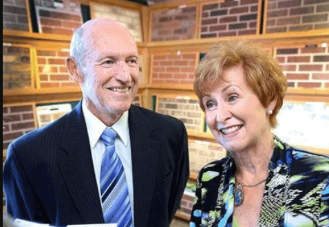 John and Carolyn Sonnentag Net Worth